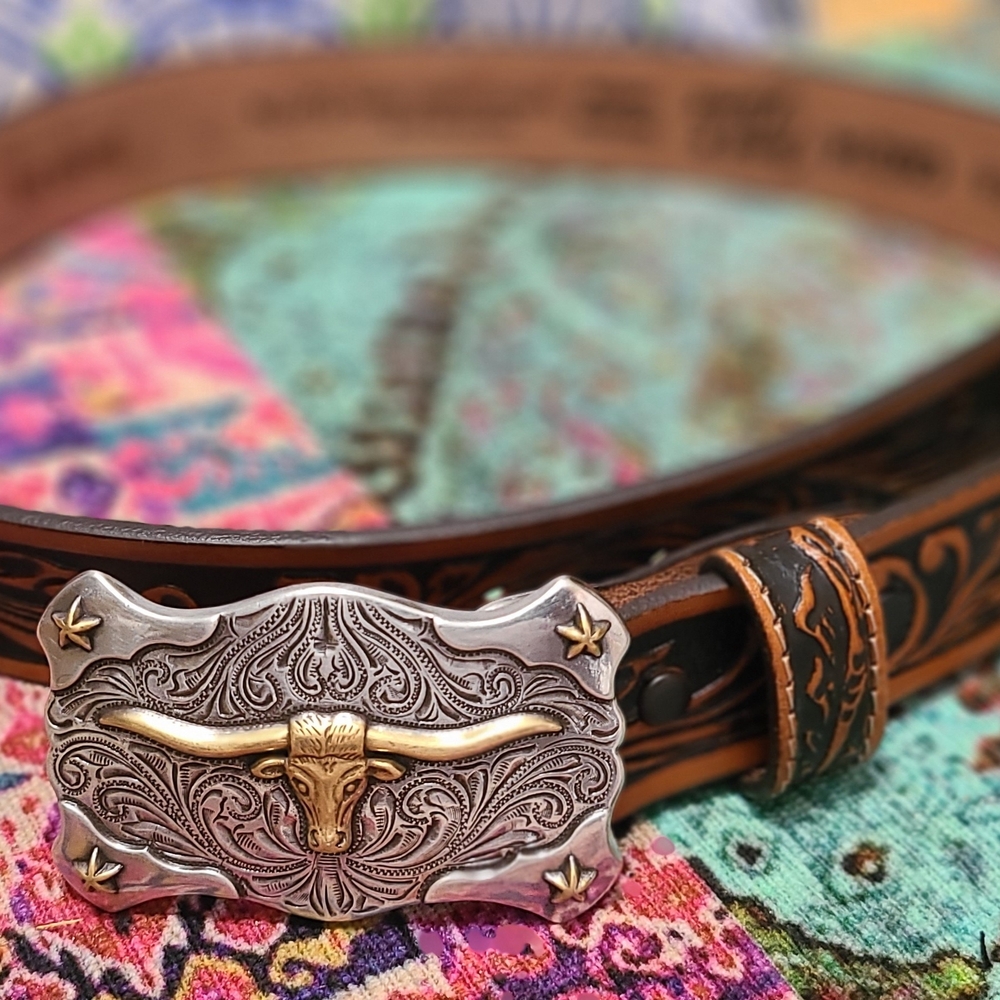 Western Bullhead Belt Buckle and Leather Strap - Picture 2 of 5